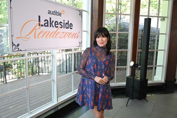 Photos: Phillipa Soo and Steven Pasquale Attend Romance-Themed Audible Event  Image