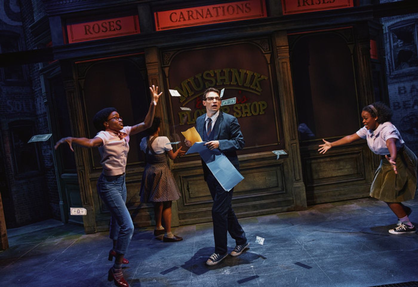 Photos: Madeline Brewer and Thomas Doherty in LITTLE SHOP OF HORRORS  Image