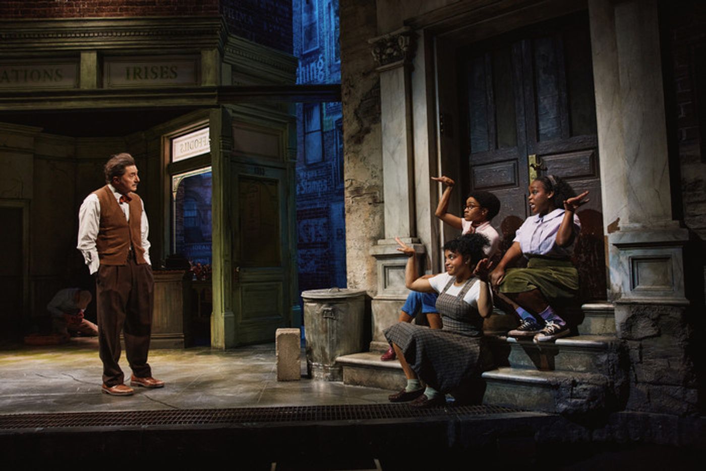 Photos: Madeline Brewer and Thomas Doherty in LITTLE SHOP OF HORRORS  Image