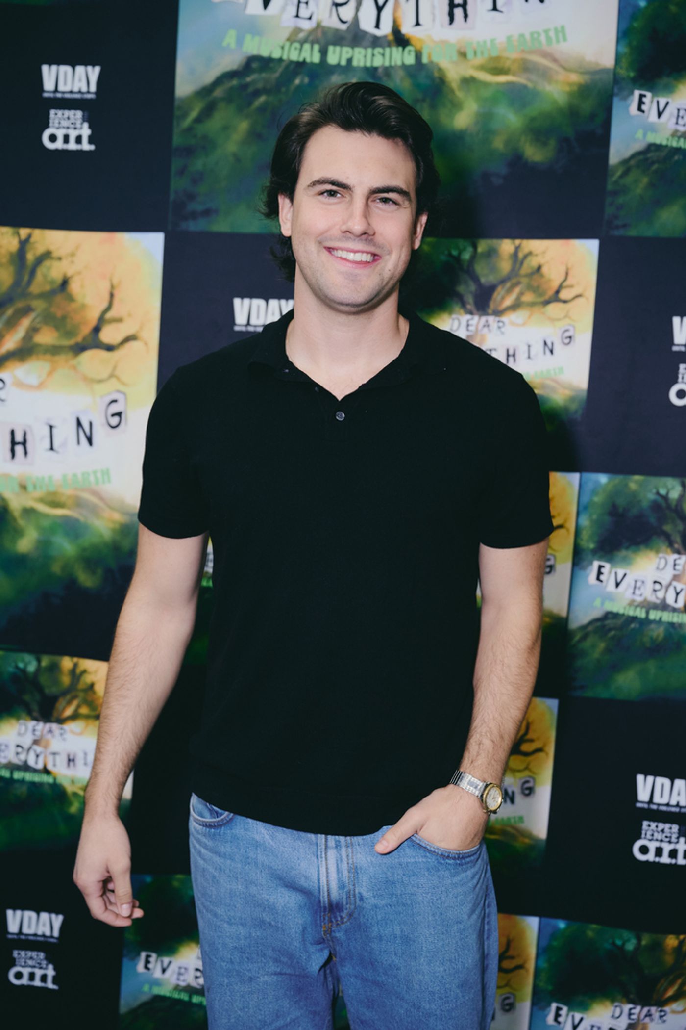 Photos: DEAR EVERYTHING Company Meets the Press Photos: DEAR EVERYTHING Company Meets the Press Image