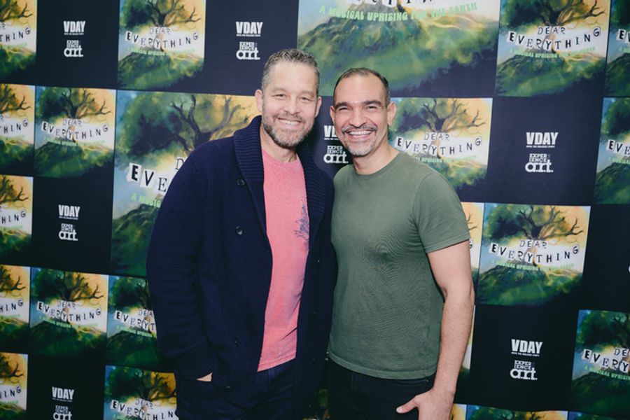 Photos: DEAR EVERYTHING Company Meets the Press  Image