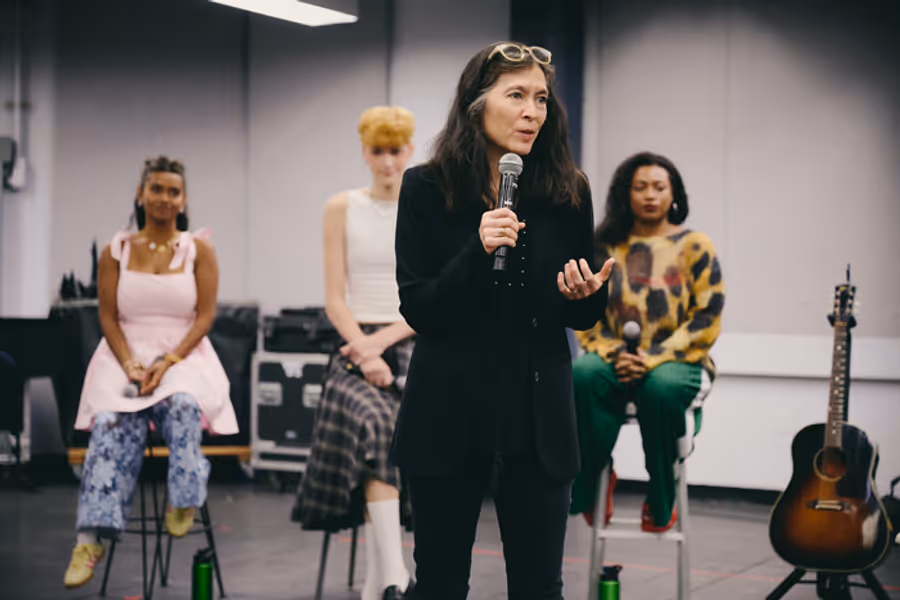 Photos: DEAR EVERYTHING Company Meets the Press  Image