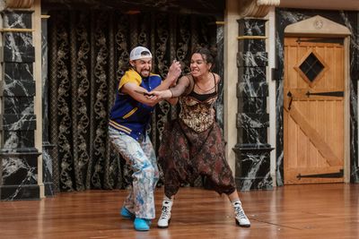 Joe Mucciolo and Sara Linares  Photo