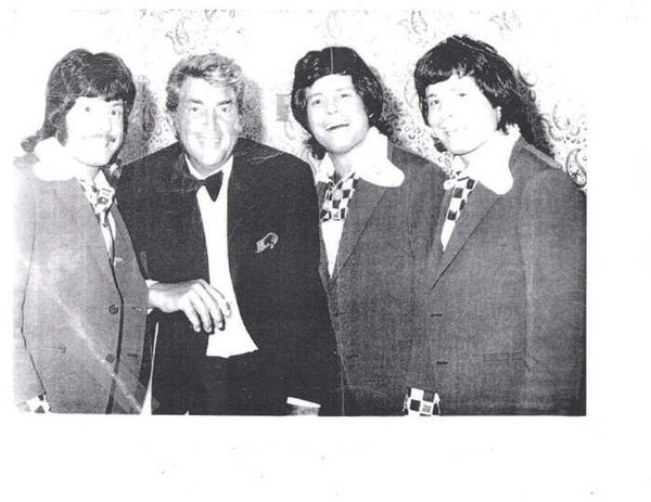 Dean Martin & The Magid Triplets Photo