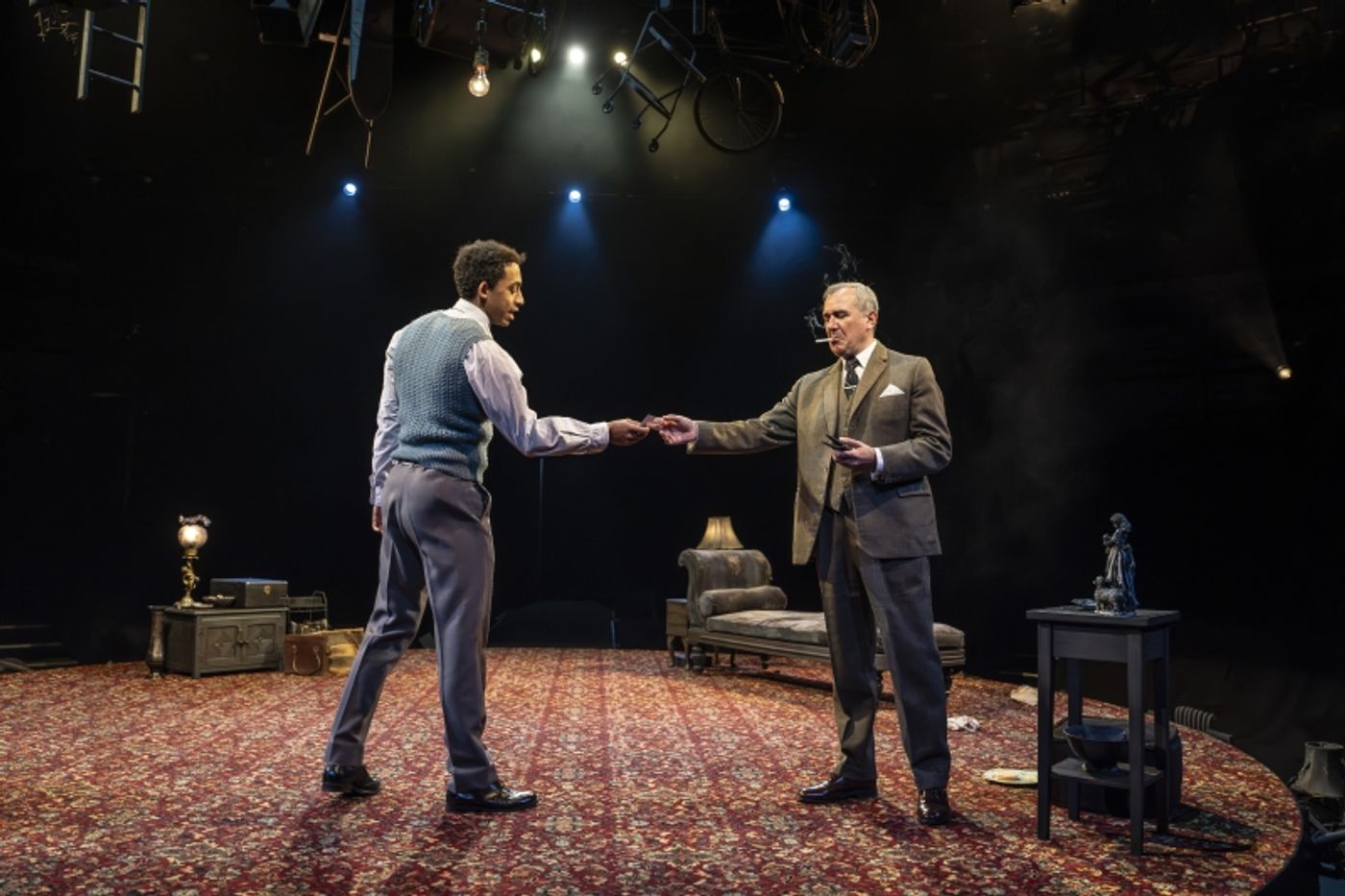 Review: ENTERTAINING MR SLOANE, Young Vic  Image