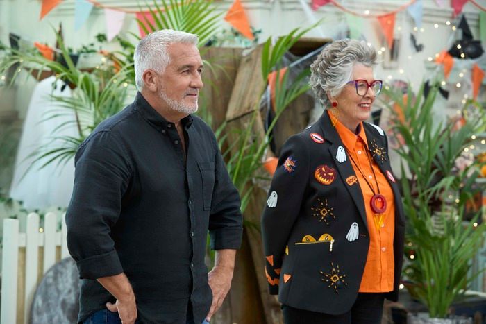 Video: Andrew Rannells Returns to THE GREAT AMERICAN BAKING SHOW as Co-Host of New Halloween Episode Video: Andrew Rannells Returns to THE GREAT AMERICAN BAKING SHOW as Co-Host of New Halloween Episode Image