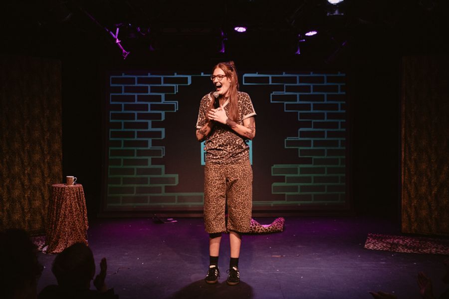 Photos: Lou Wall's BREAKING THE FIFTH WALL at SoHo Playhouse Image