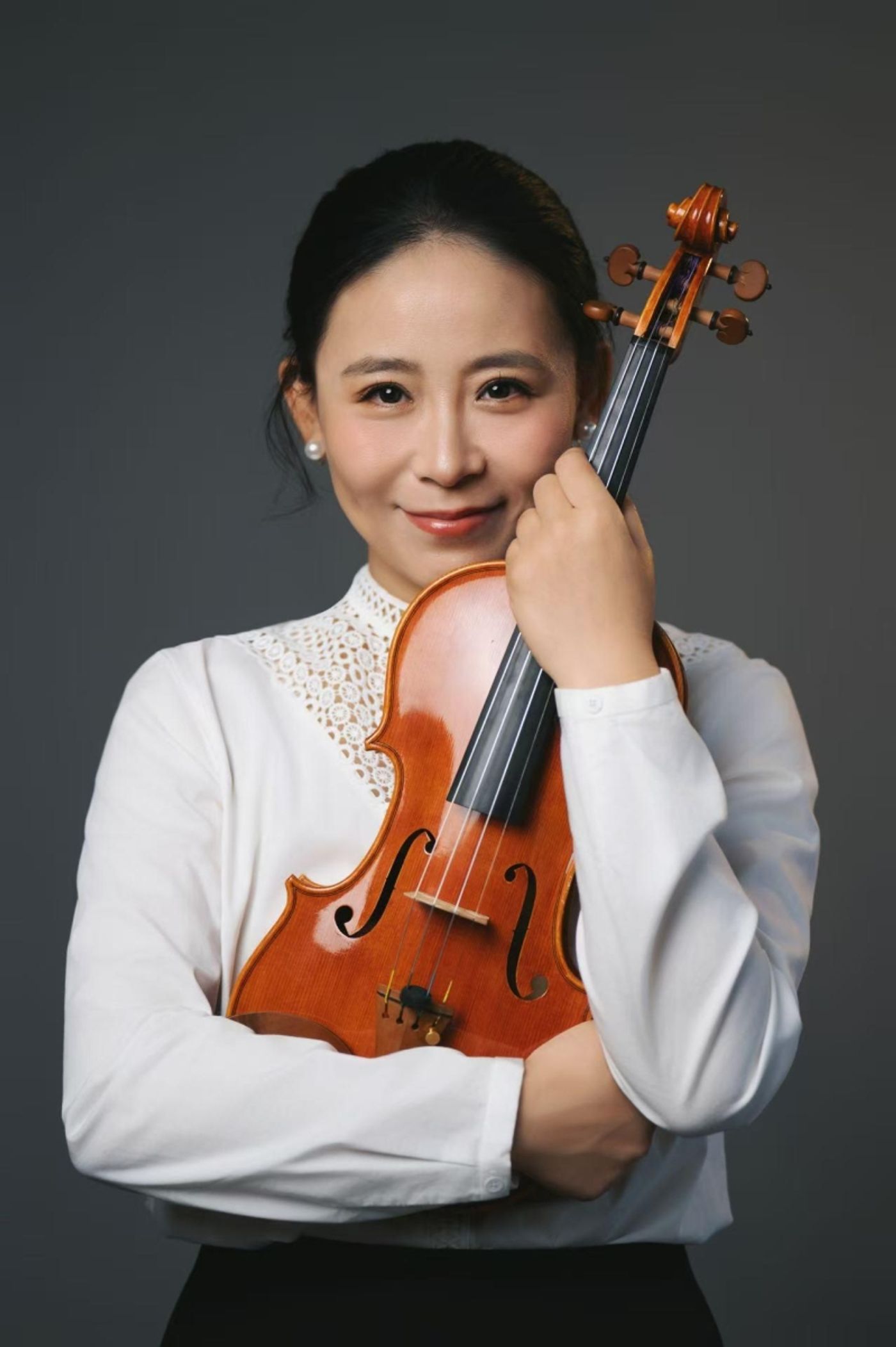 A Language of Love: Violinist Jing Sun’s Mission to Make Music a Human Bridge  Image