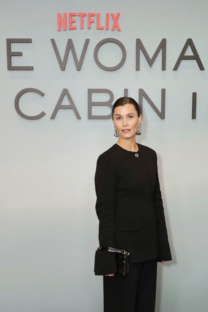 Photos: Hannah Waddingham, Simon Stone & More Attend THE WOMAN IN CABIN 10 Premiere  Image