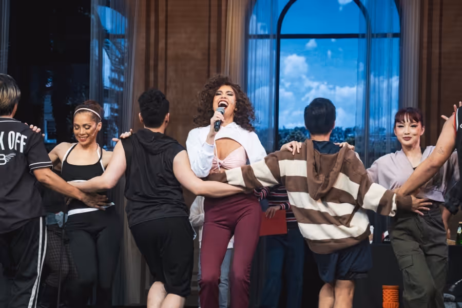 FIRST LOOK: West End Stars Christine Allado and Matt Blaker in THE BODYGUARD Image