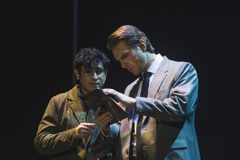 FIRST LOOK: West End Stars Christine Allado and Matt Blaker in THE BODYGUARD Image