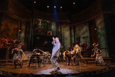 Kurt Elling and the cast  Photo