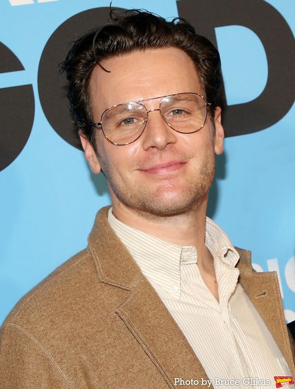 Jonathan Groff  Photo