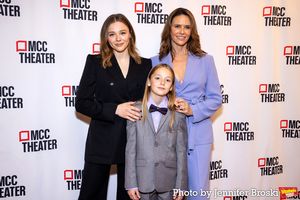 Chloe Grace Moretz, River Lipe-Smith, Amy Landecker Photo