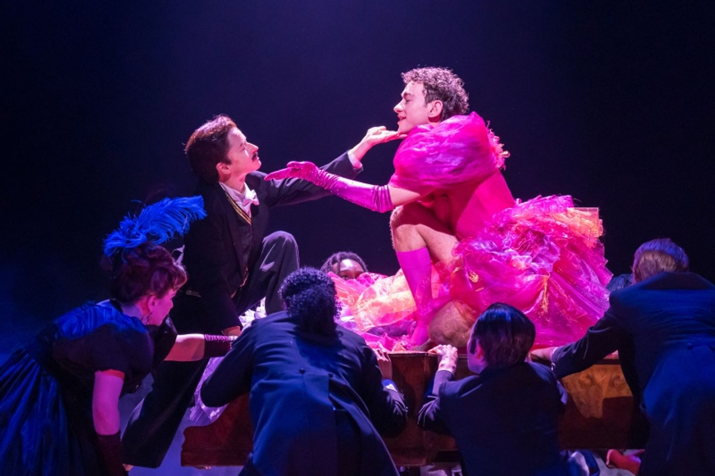 Review: THE IMPORTANCE OF BEING EARNEST, Starring Olly Alexander & Stephen Fry  Image