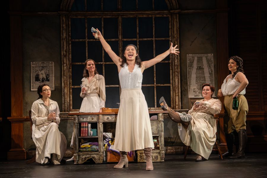 Photos: SUFFS North American Tour Marches On  Image