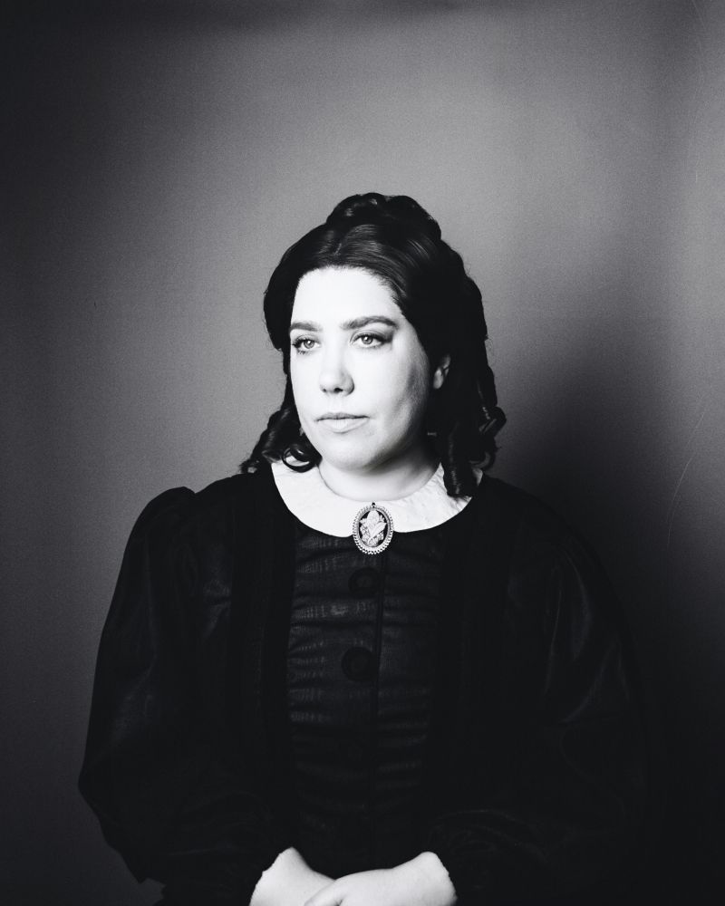 Photo: Hannah Solow Takes Over as 'Mary Todd Lincoln' in OH, MARY!  Image