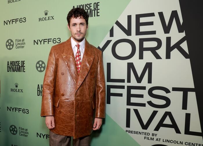 Photos: Renée Elise Goldsberry, Anthony Ramos, & More at A HOUSE OF DYNAMITE Premiere  Image