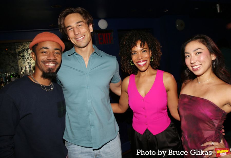 Photos: ROMY & MICHELE: THE MUSICAL Meets the Press  Image