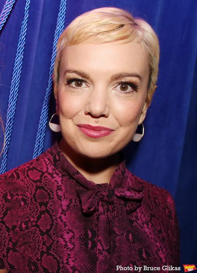 Kara Lindsay  Photo