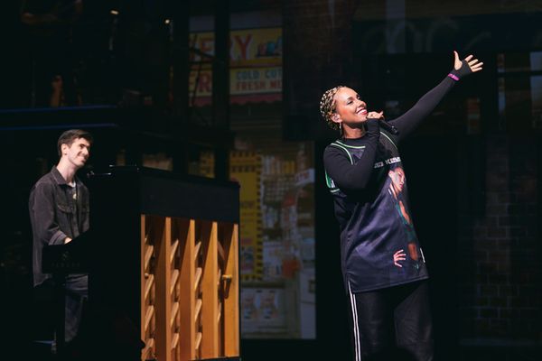 Garret Healey and Alicia Keys Photo