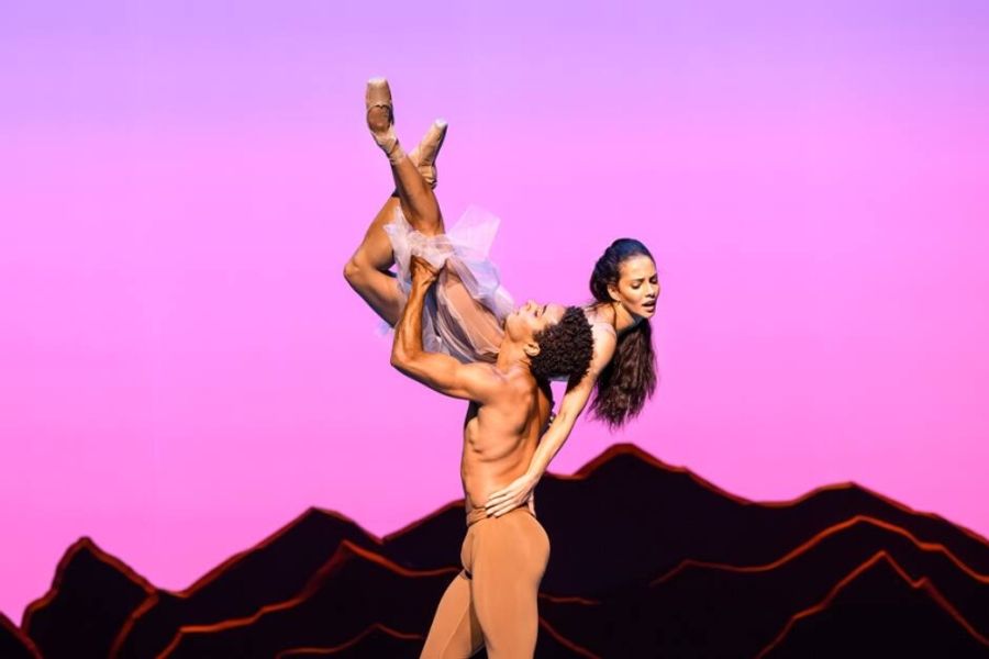 Review: LIKE WATER FOR CHOCOLATE, Royal Ballet And Opera  Image