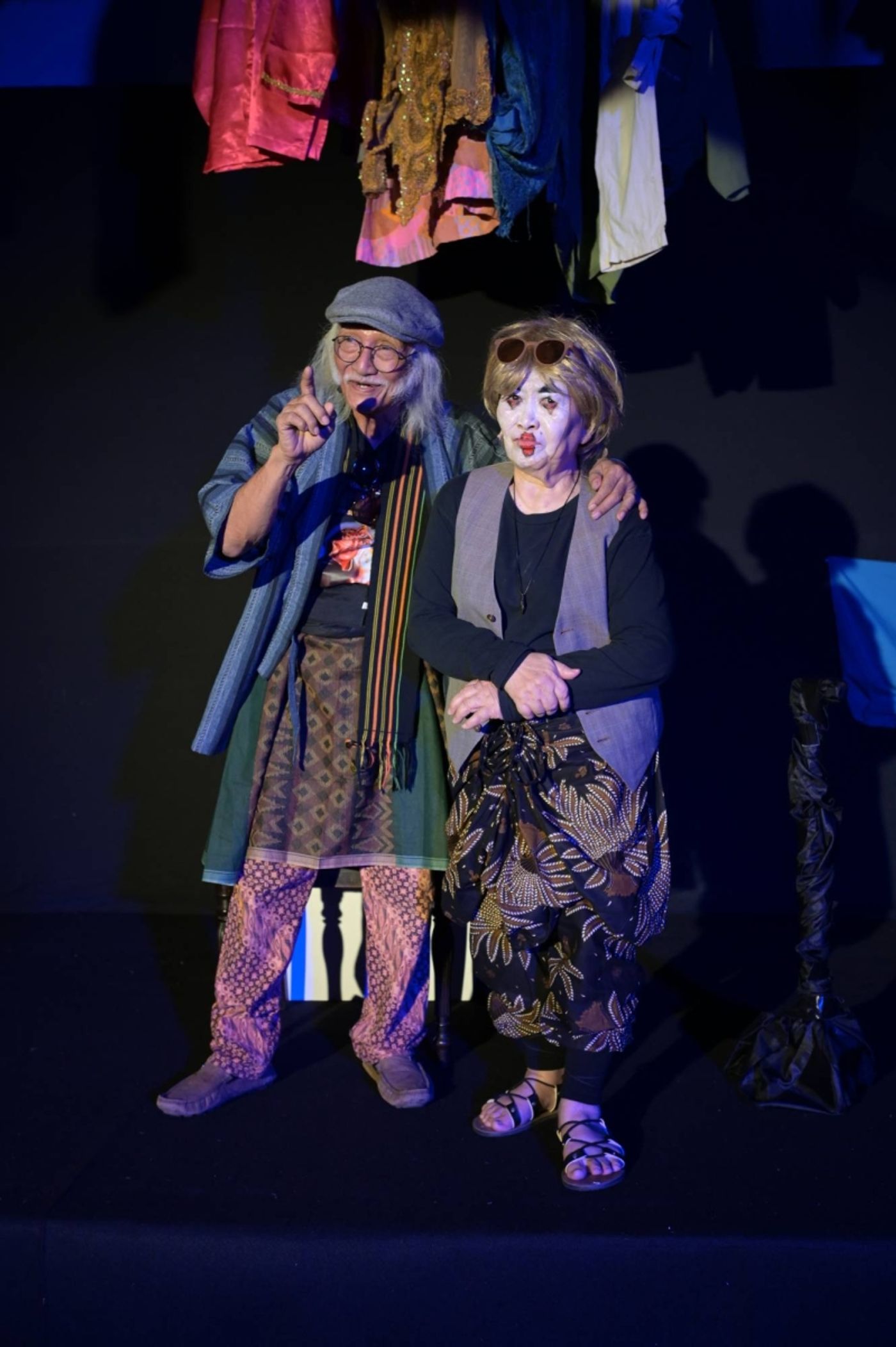 Review: MENCARI GURU BANGSA as an Experiment in Life and Theater  Image