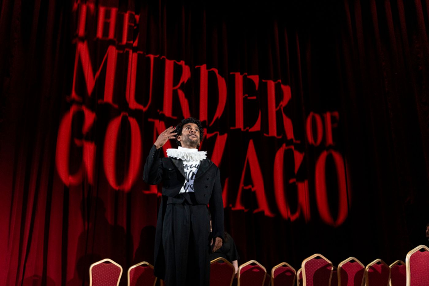 Photos: Hiran Abeysekera and Cast in HAMLET at the National Theatre  Image