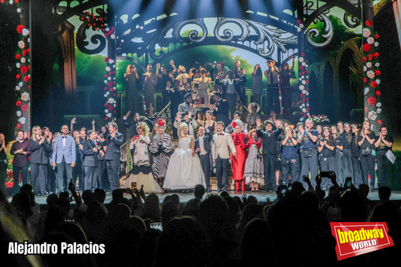 PHOTO: Así fue la noche de estreno de CENICIENTA en el Coliseum de Madrid  Image