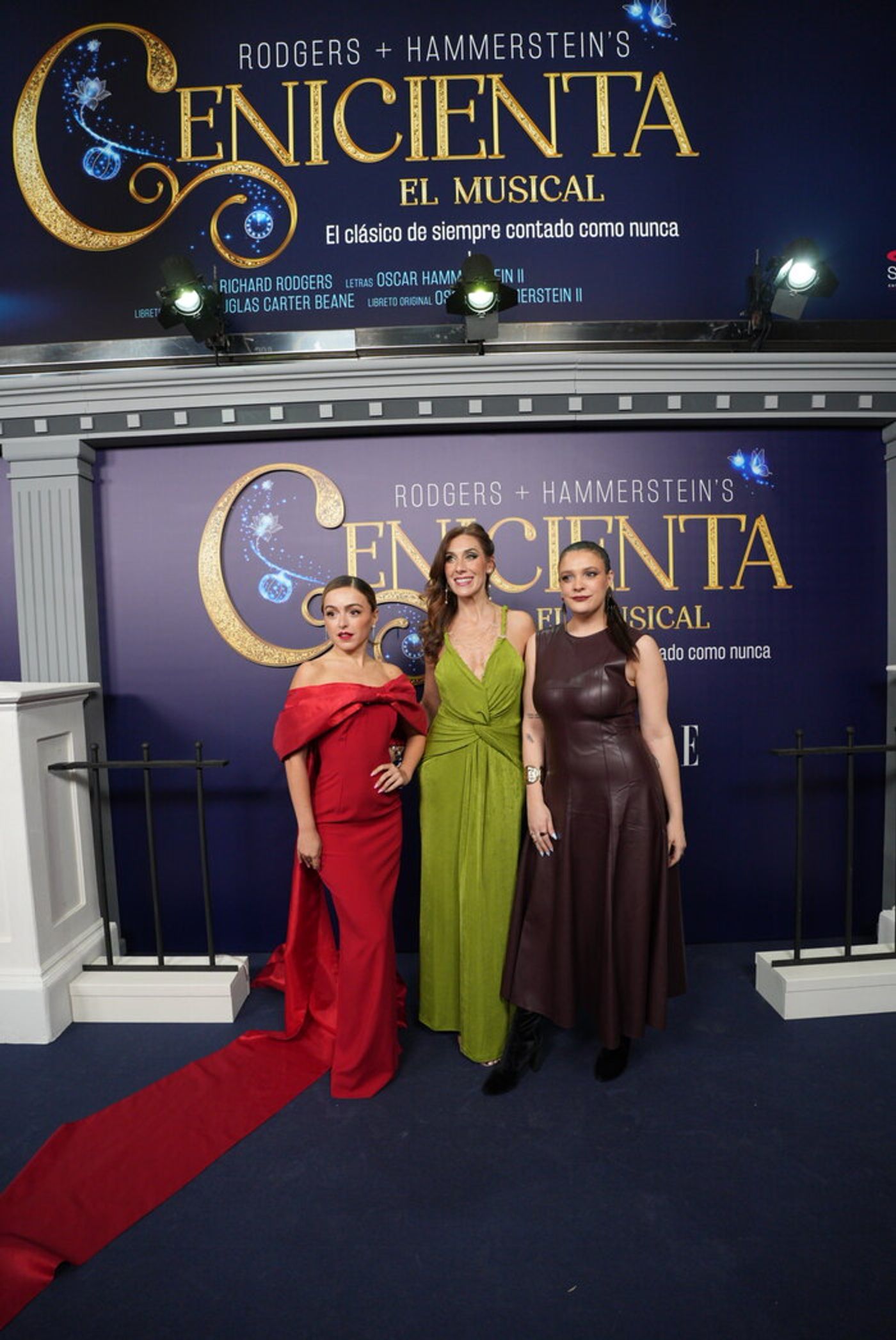 PHOTO: Así fue la noche de estreno de CENICIENTA en el Coliseum de Madrid  Image