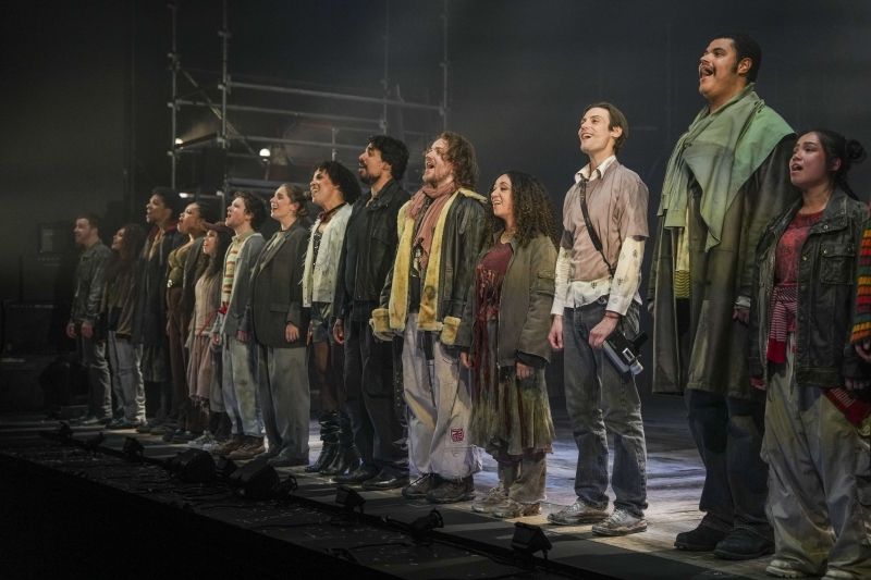 REVIEW: RENT Returns To Sydney with a Large Scale Production for the Joan Sutherland Theatre at the Sydney Opera House. Image