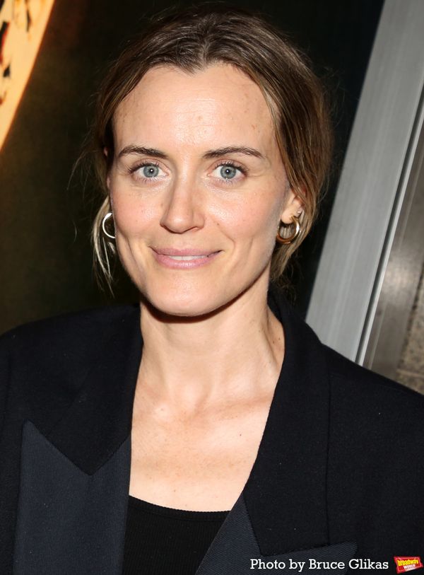 Taylor Schilling  Photo