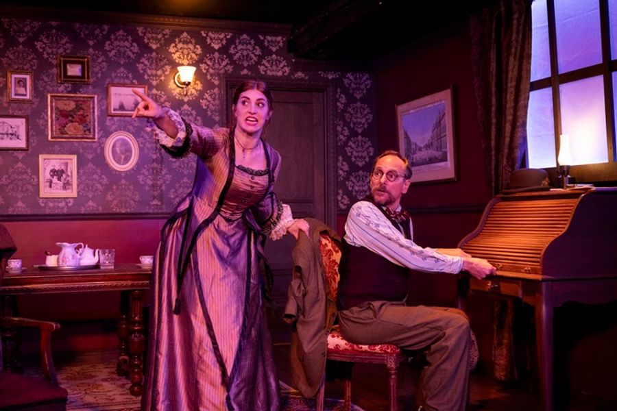 Photos: GASLIGHT (ANGEL STREET) Now Playing at Oil Lamp Theater Image