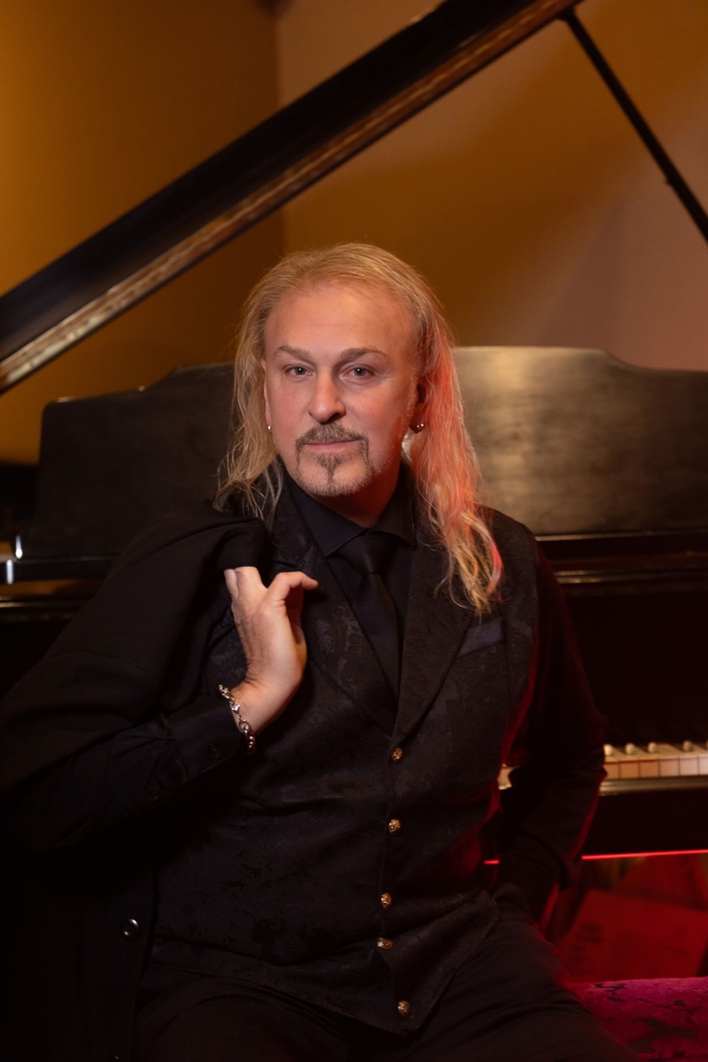 Feature: PIANO PORTRAITS: A PIANO DUET DIALOGUE Launches On October 11  Image