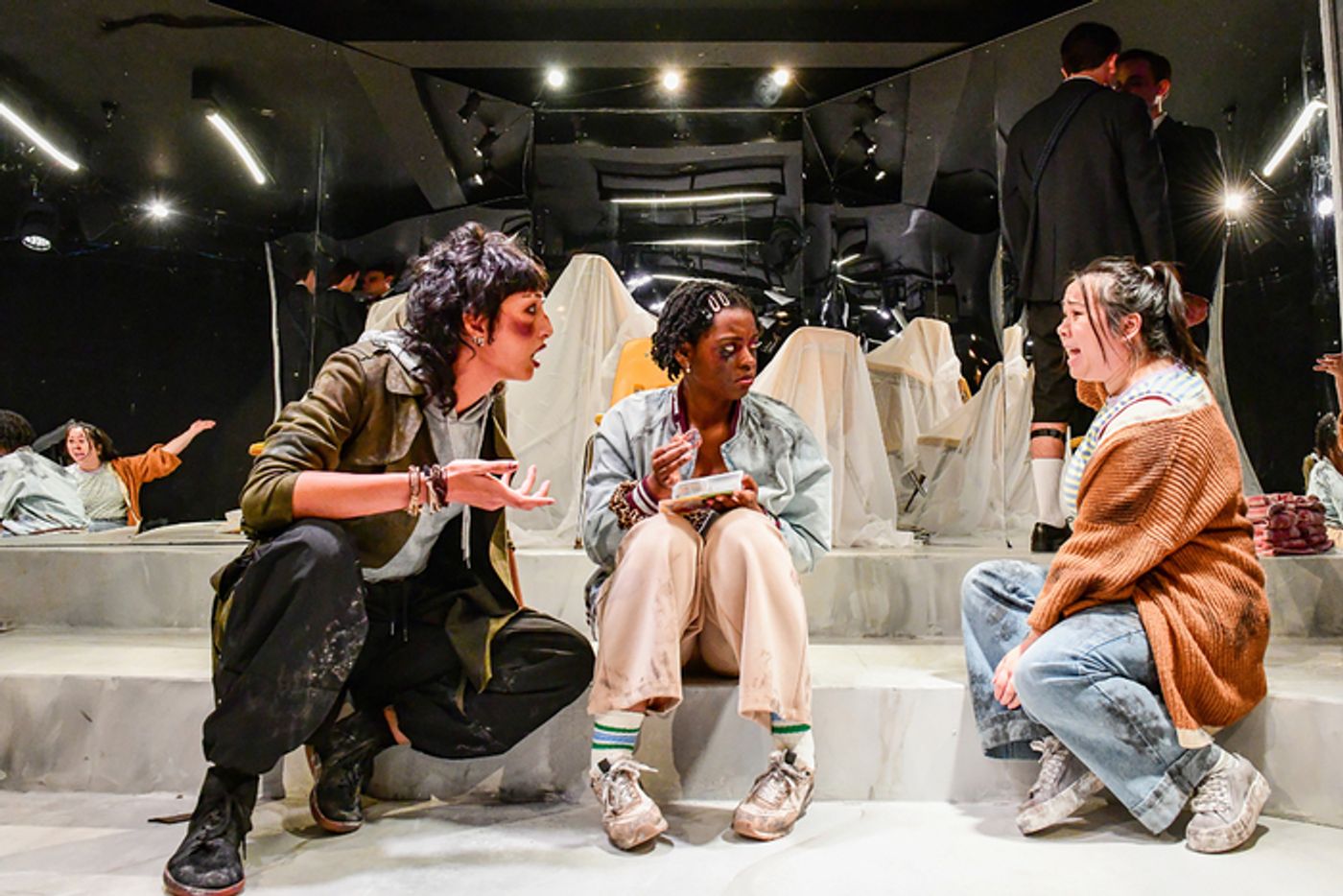 Photos: A Red Orchid Theatre Opens 33rd Season with World Premiere of VEAL Photos: A Red Orchid Theatre Opens 33rd Season with World Premiere of VEAL Image