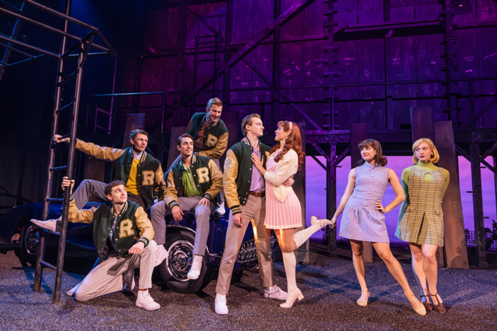Exclusive: First Look at THE OUTSIDERS National Tour Image