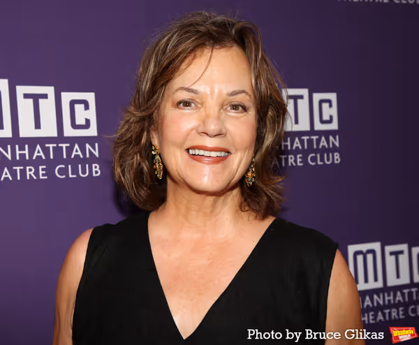 Margaret Colin Photo