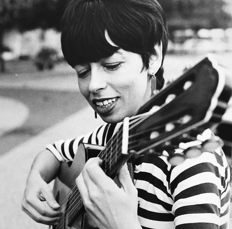 OS OLHOS DE NARA LEÃO (The Eyes of Nara Leão) Brings the Muse of Bossa Nova to the Stage  Image