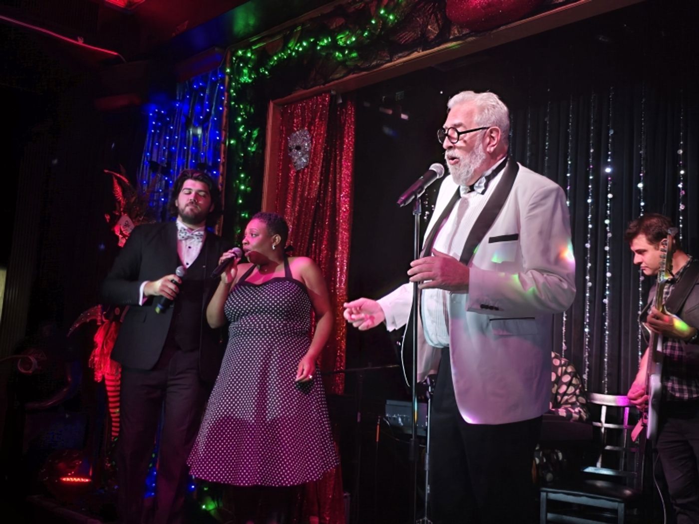 Review: BARBARINO’S BIG NITE OUT at Lips Is a Throwback to Old NYC Nightlife Review: BARBARINO’S BIG NITE OUT at Lips Is a Throwback to Old NYC Nightlife Image