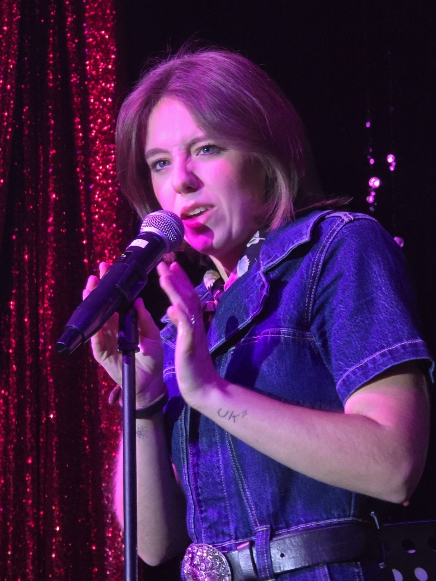 Review: BARBARINO’S BIG NITE OUT at Lips Is a Throwback to Old NYC Nightlife Review: BARBARINO’S BIG NITE OUT at Lips Is a Throwback to Old NYC Nightlife Image