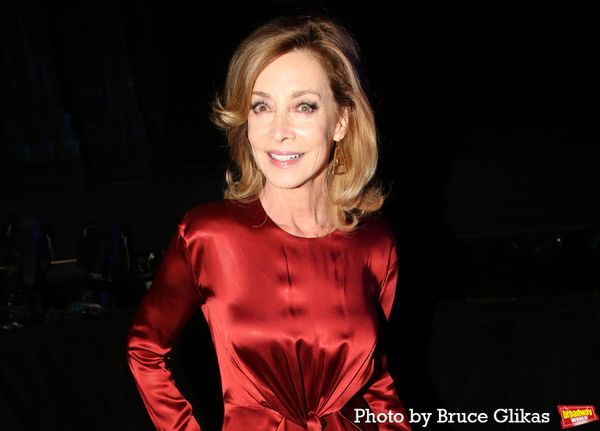 Sharon Lawrence  Photo
