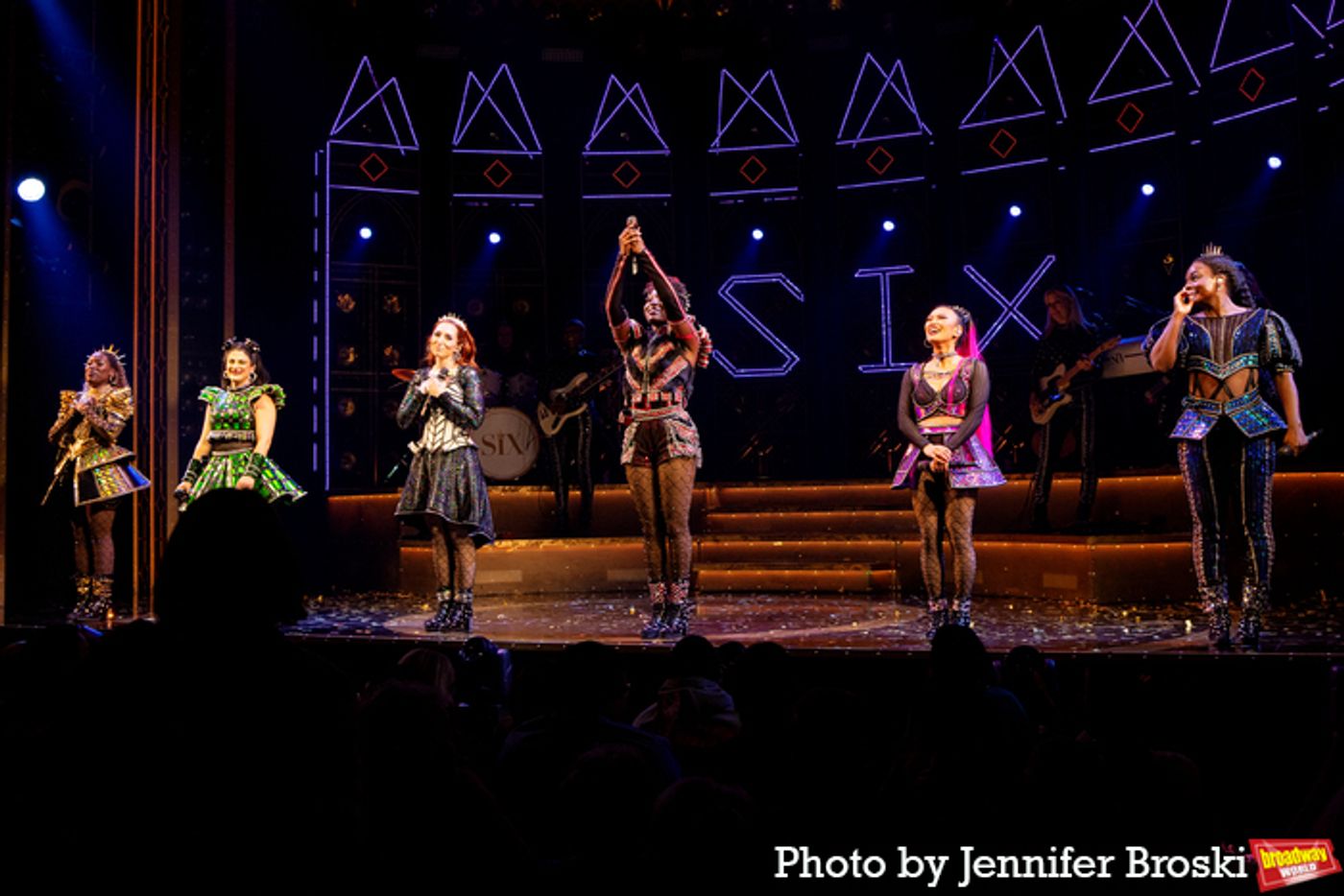 Photos: SIX Celebrates 4 Years on Broadway  Image