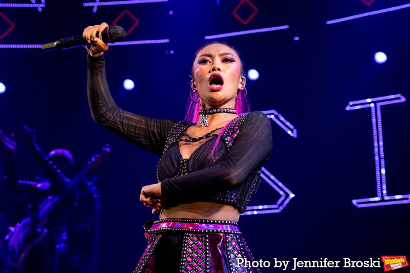 Photos: SIX Celebrates 4 Years on Broadway  Image