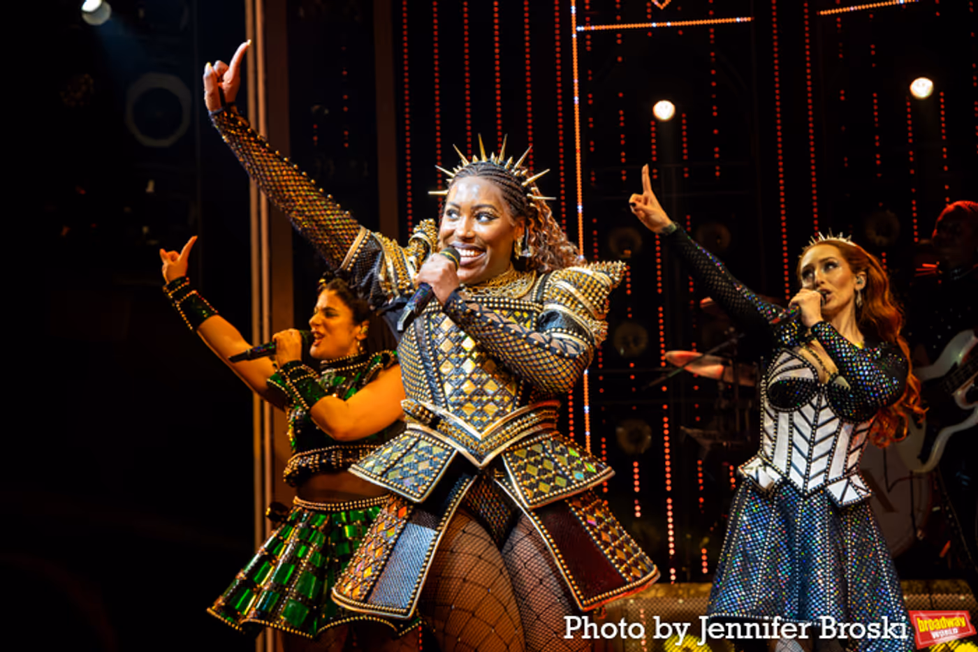 Photos: SIX Celebrates 4 Years on Broadway  Image