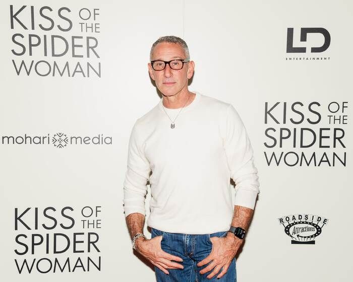 Photos: Jennifer Lopez, Tonatiuh, & More Attend KISS OF THE SPIDER WOMAN Red Carpet Event at The Shed  Image