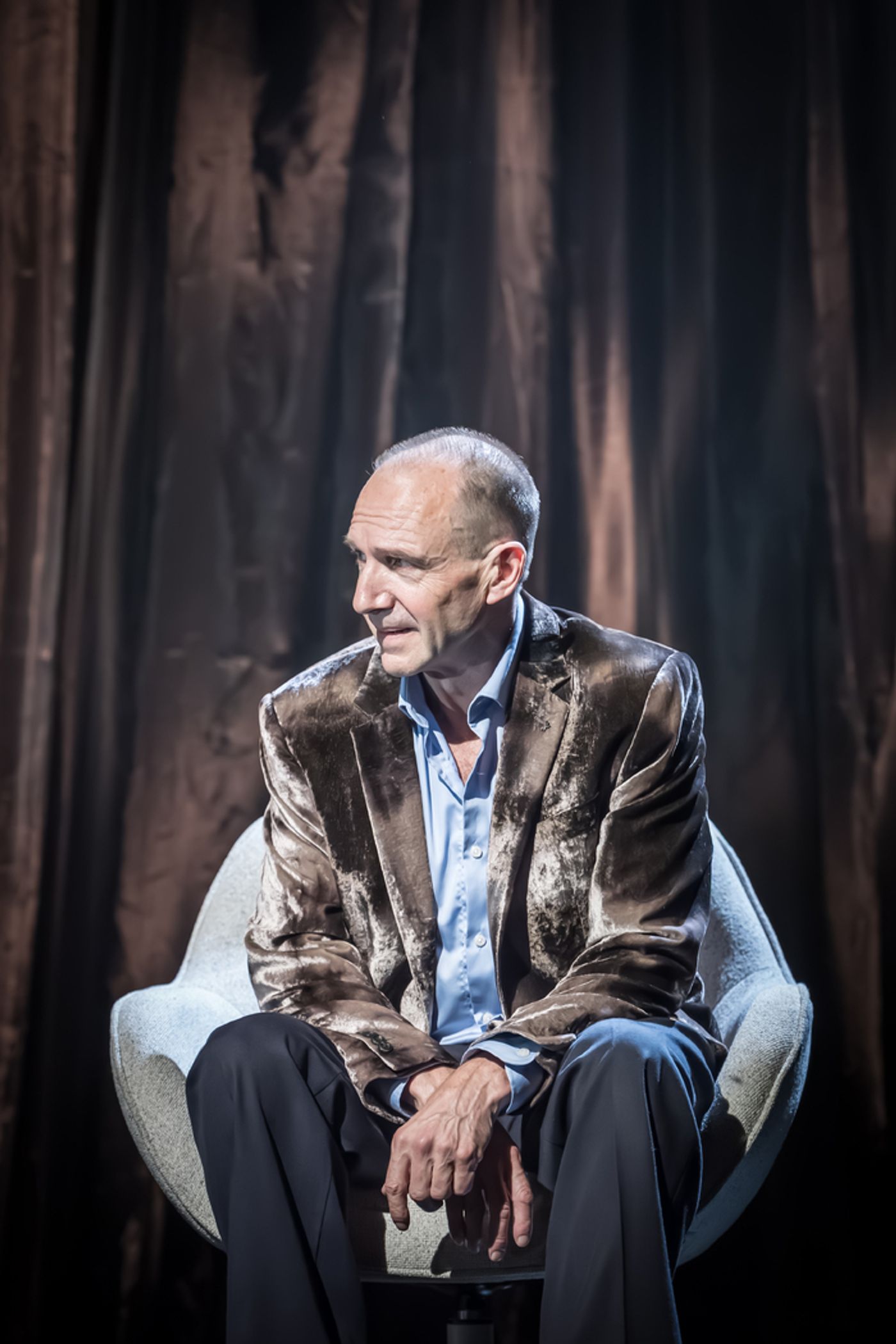 Photos: Ralph Fiennes, Rachel Tucker and More in SMALL HOTEL  Image