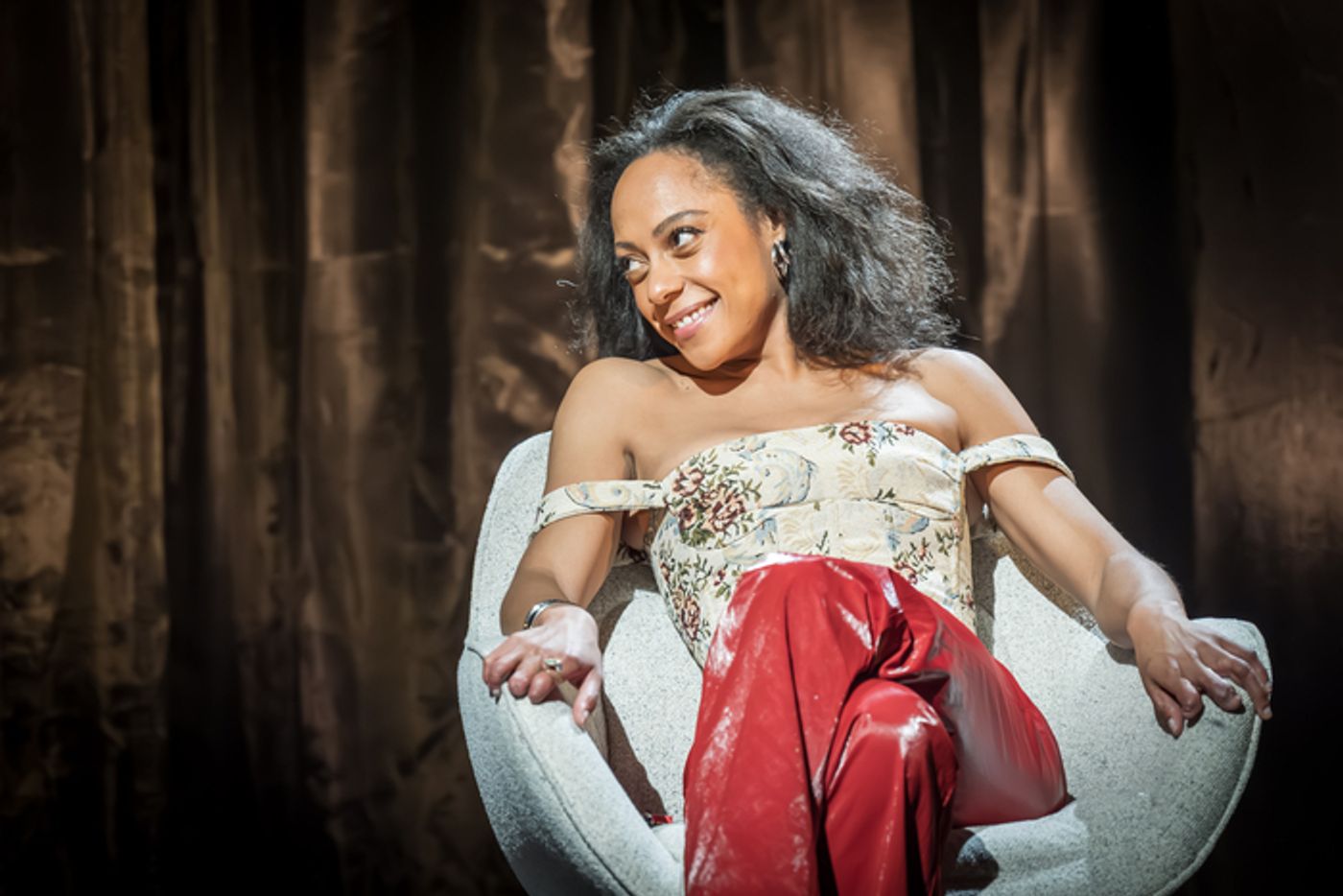 Photos: Ralph Fiennes, Rachel Tucker and More in SMALL HOTEL  Image