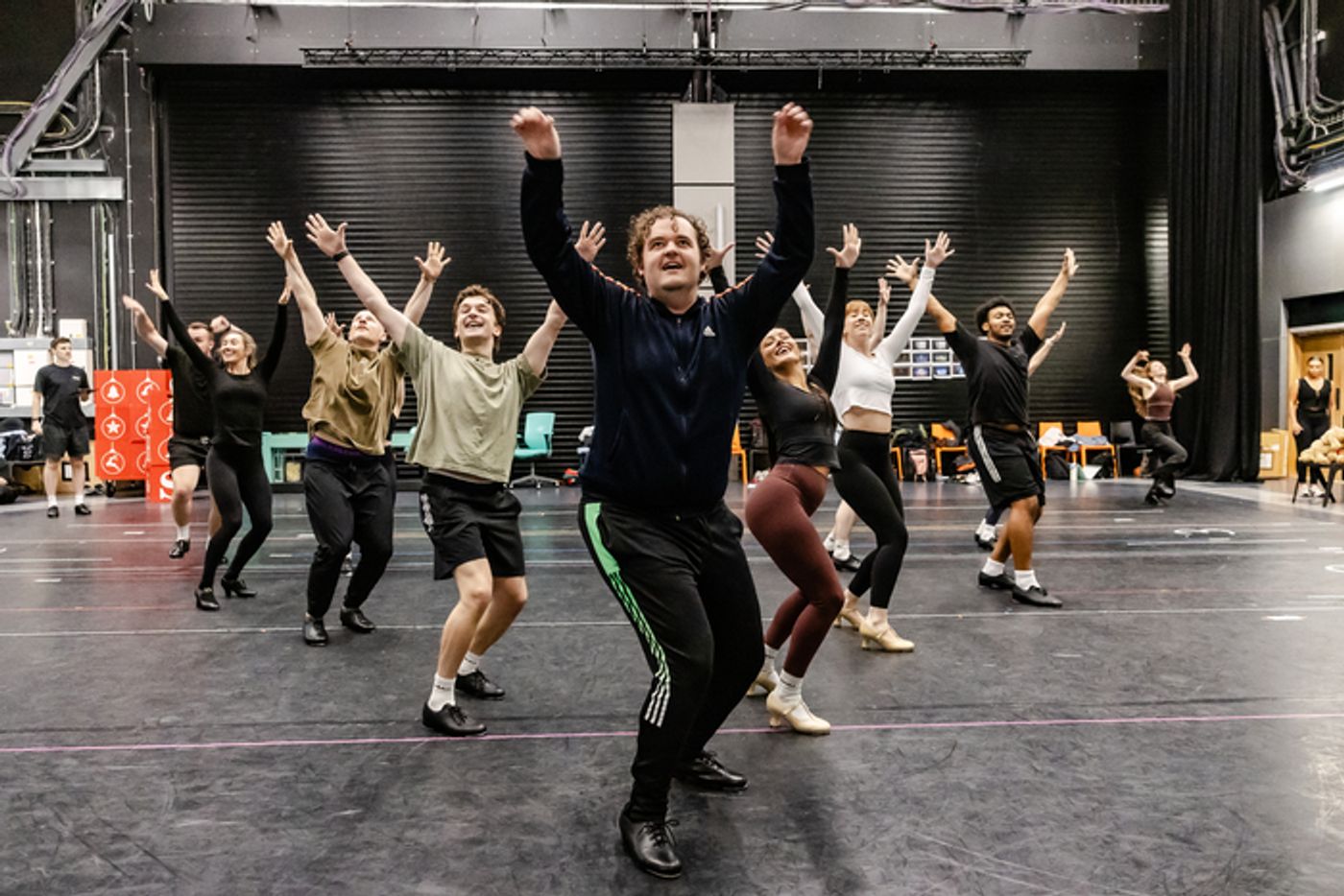 Photos: ELF THE MUSICAL Gears Up for Christmas at The Aldwych Theatre  Image