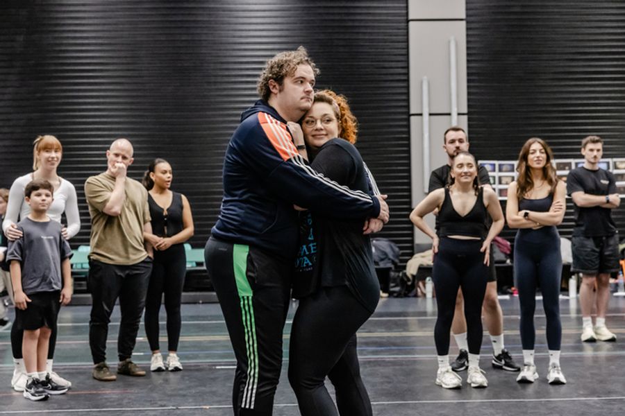 Photos: ELF THE MUSICAL Gears Up for Christmas at The Aldwych Theatre  Image