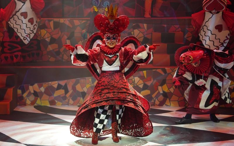 Review: REP’s ALICE IN WONDERLAND is Lively, Polished Retelling of Lewis Carroll’s Classic Image